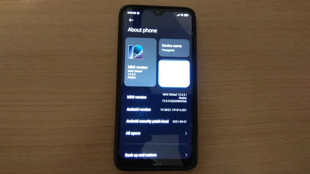Phone: Xiaomi Redmi 8